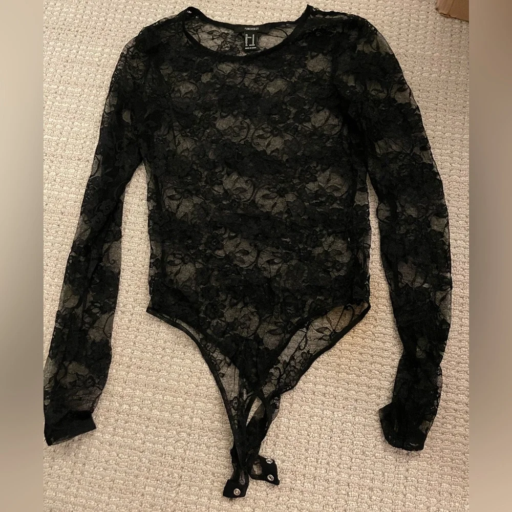 Forever 21 Sheer Lace Bodysuit - Picture 2 of 5